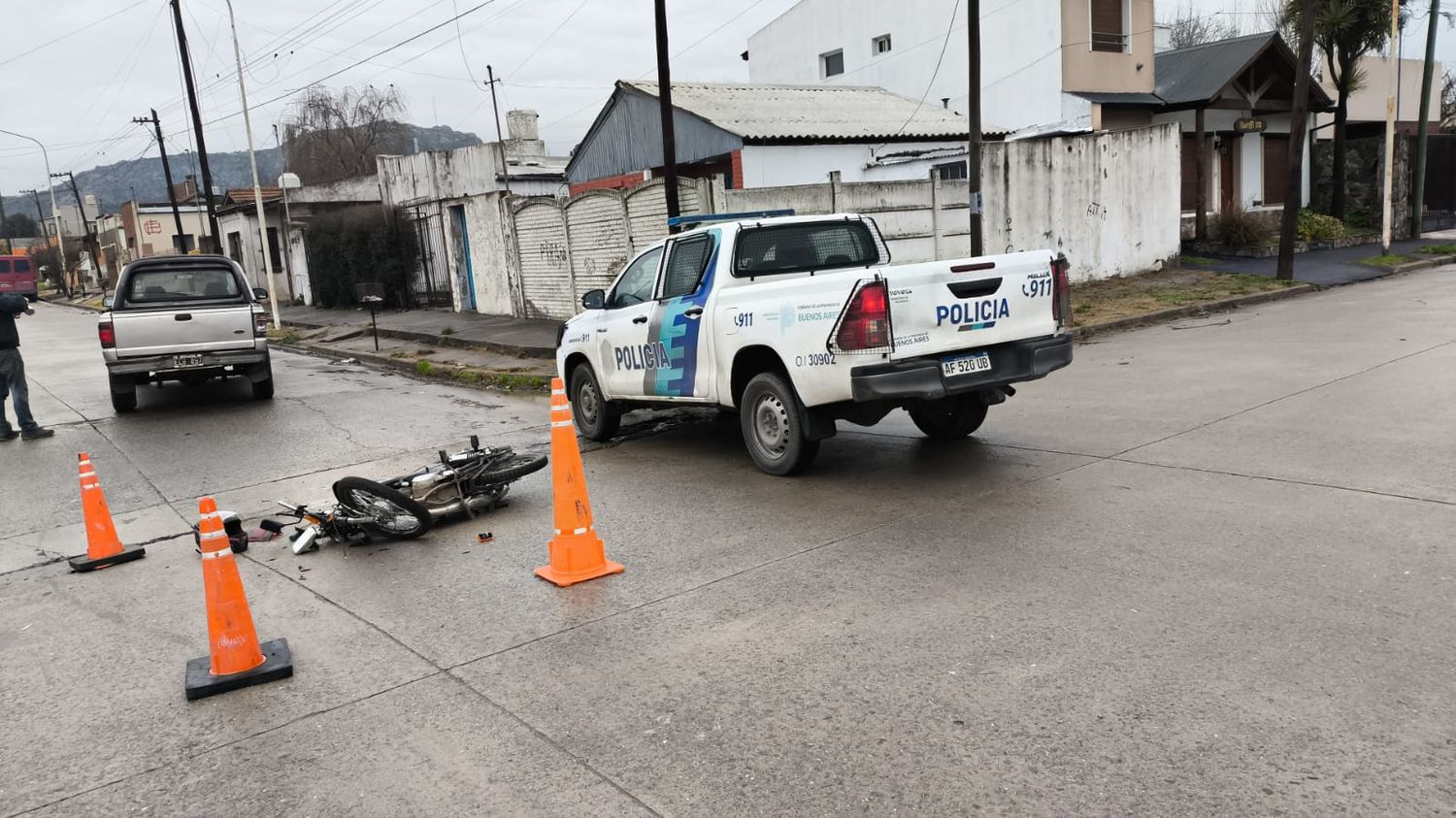 Un motociclista resultó herido tras un accidente en Fragata Sarmiento y Bariffi