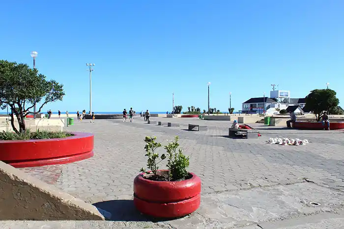 Golpean en la cabeza a un  joven turista para robarle