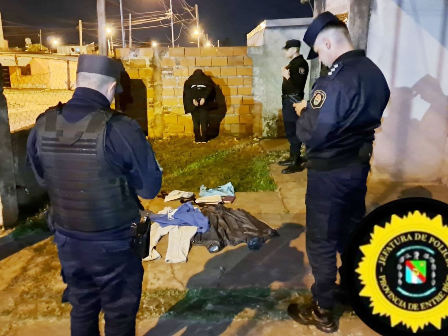 Fue detenido un hombre con una bala en el abdomen