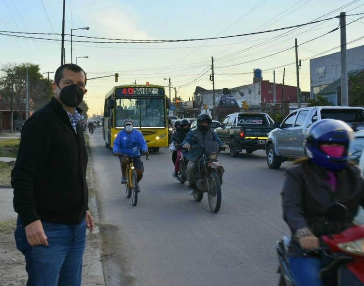 Olivera pidió recuperar calles internas para descomprimir el tránsito en la avenida Kirchner