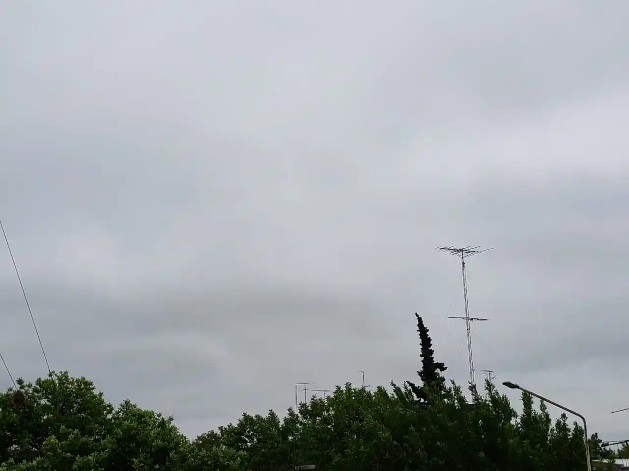 El Servicio Meteorológico Nacional renovó el alerta por tormentas fuertes