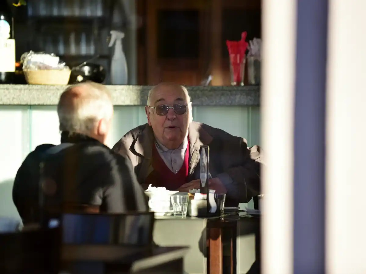 Identidad sociocultural y  personas mayores: quiénes  son y qué tienen para contar 