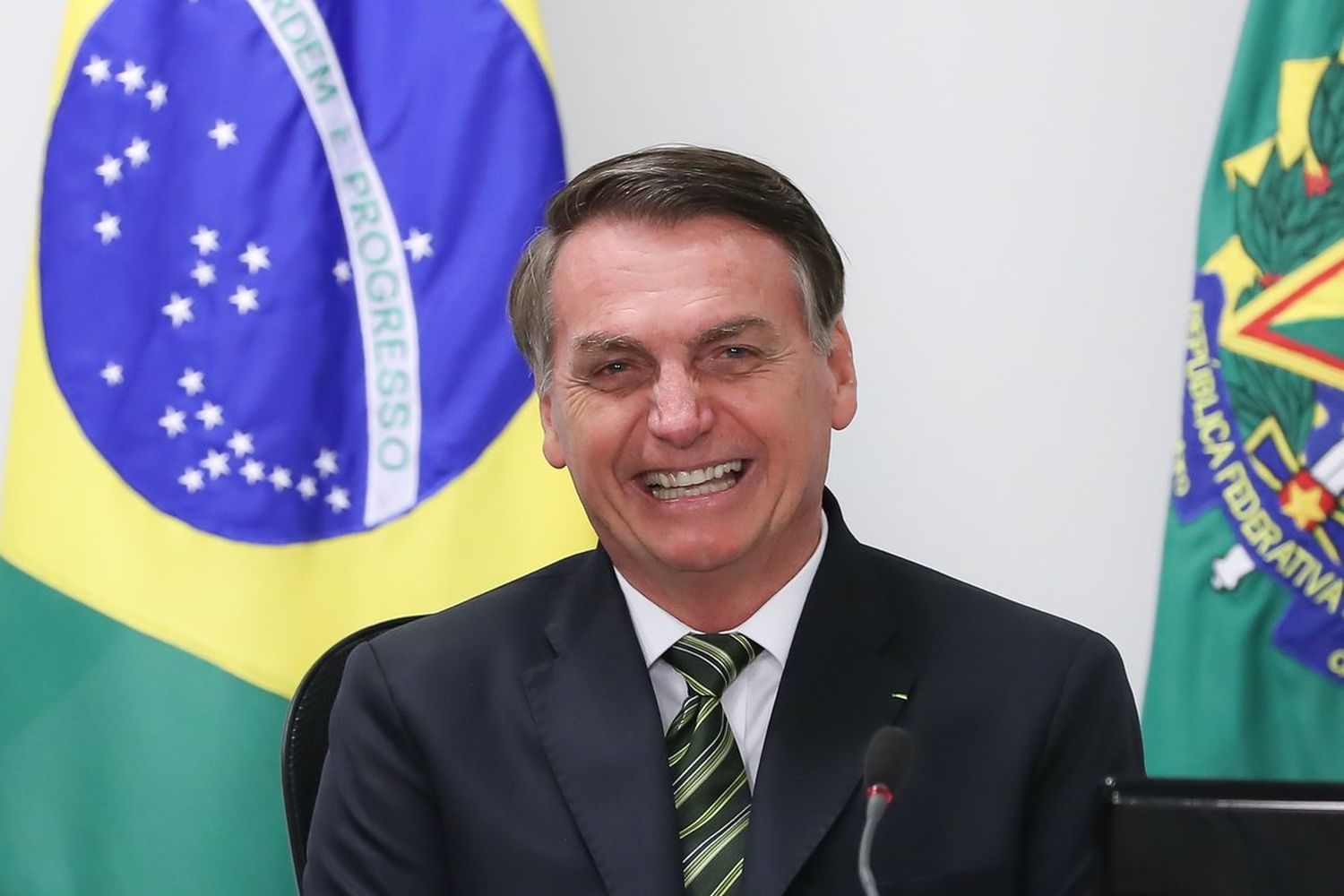 Bolsonaro se burla de Macron y Greta Thunberg