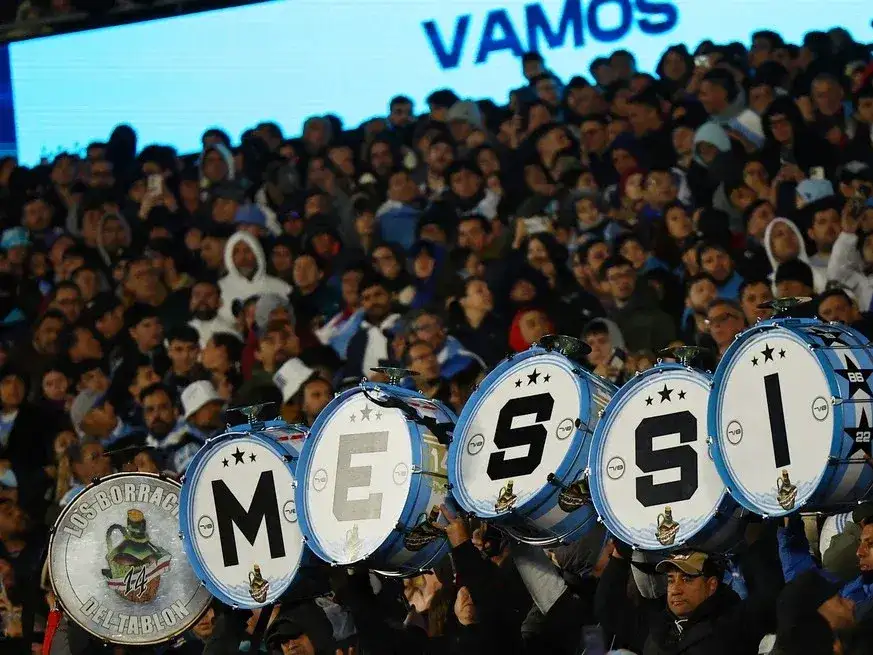 El Estadio Monumental y la posibilidad de la localía.