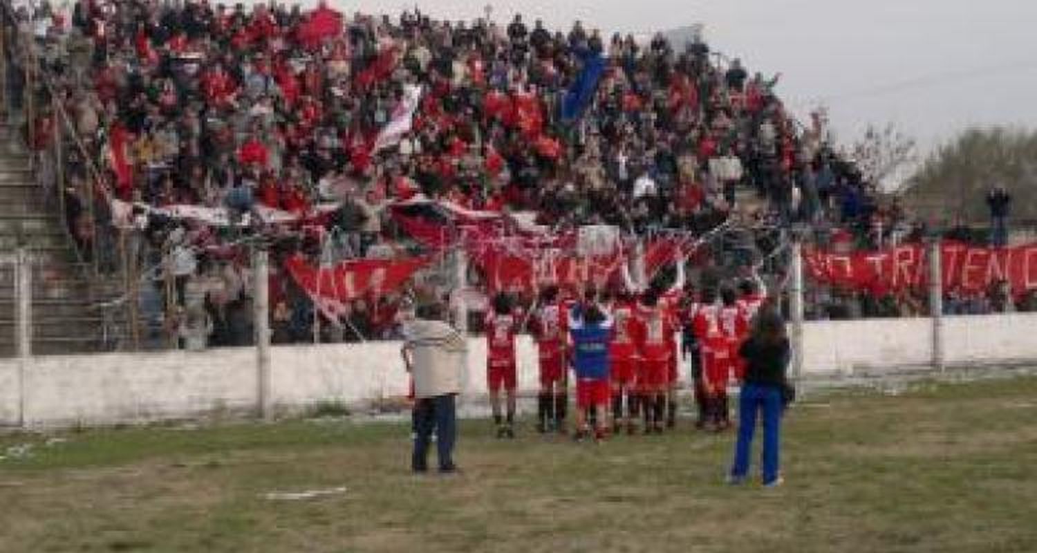 Al Rojo campeón, ahora le dicen “Mi-Tres”