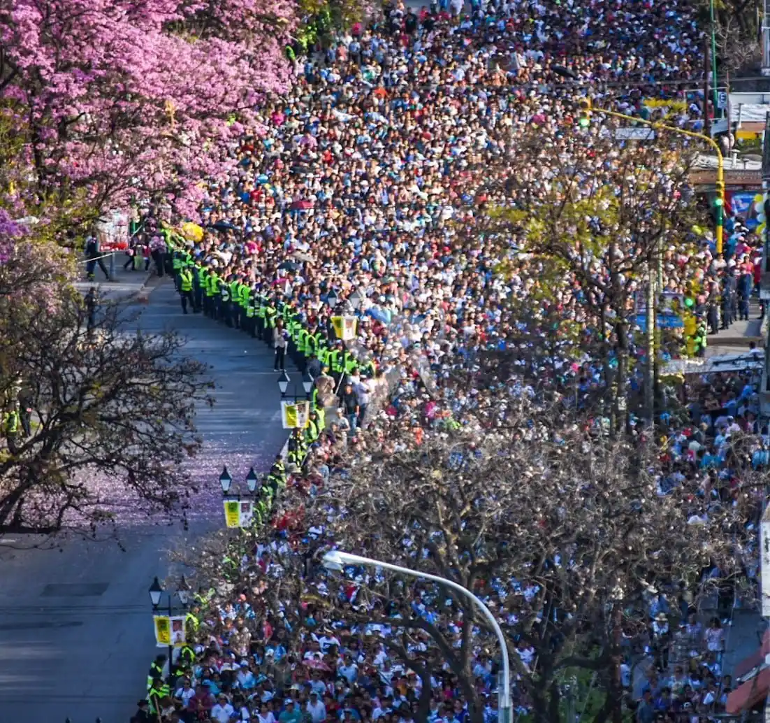 Cerca de 850 mil personas renovaron su pacto de fe durante el Milagro en Salta