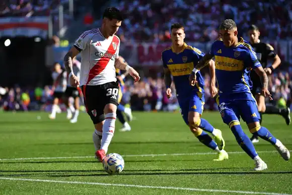 River derrotó a Boca de local y se quedó con el superclásico