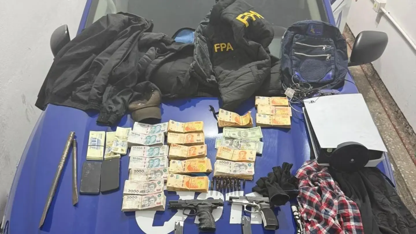 Los delincuentes cayeron tras una violenta persecución policial.