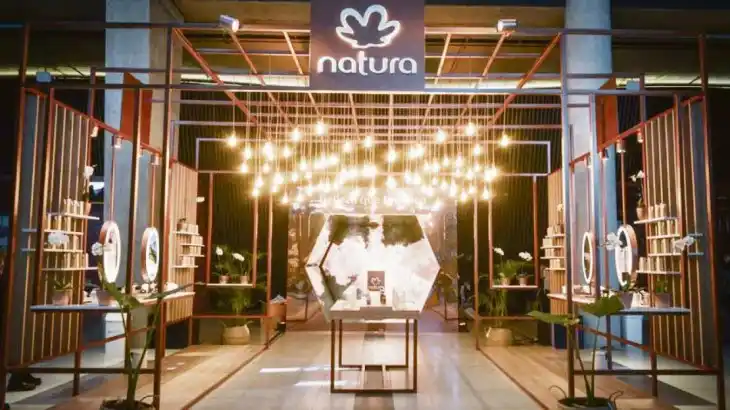Natura adquirió Avon y nace un nuevo gigante de cosméticos