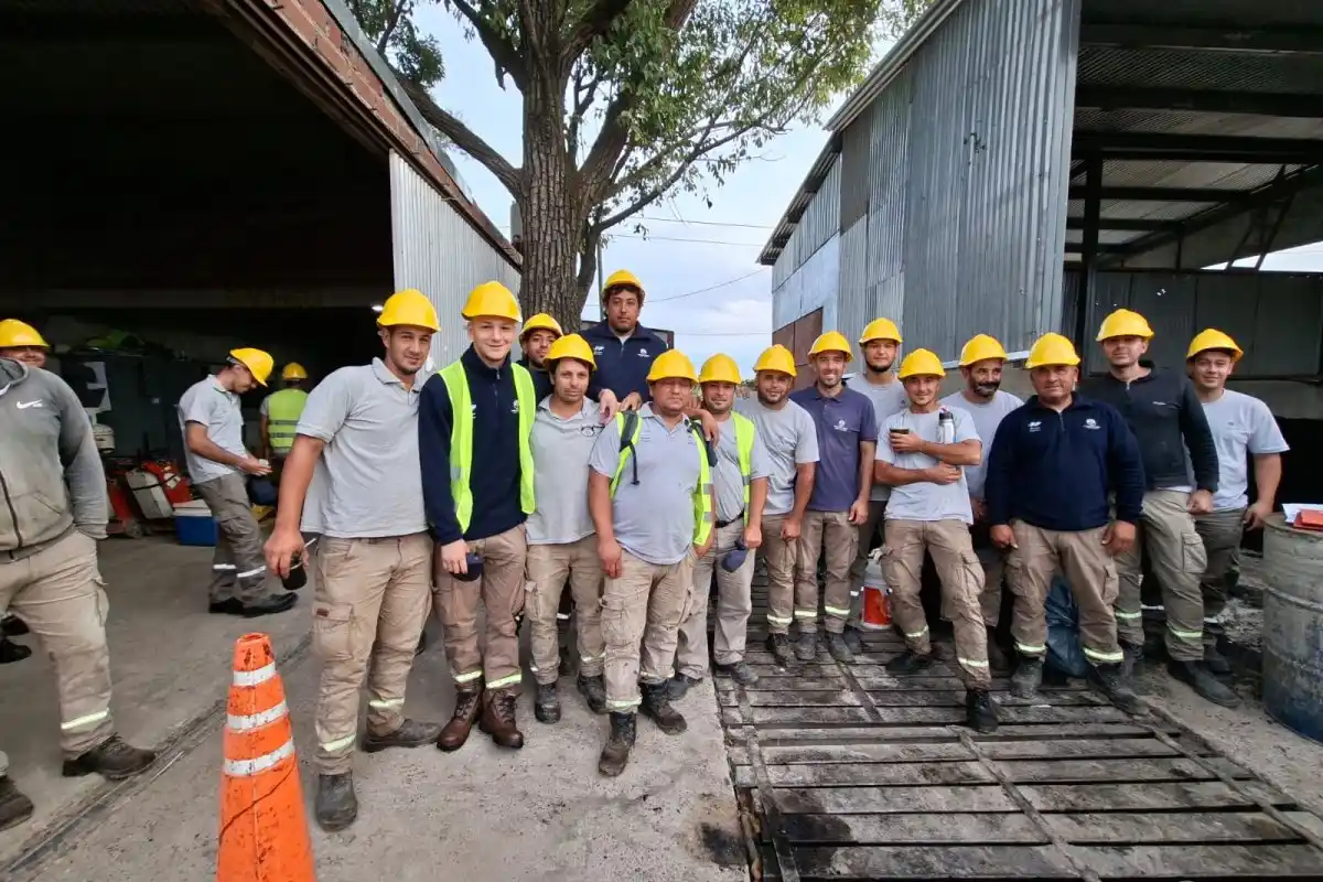 Entregaron cerca de 200 cascos a trabajadores de Obras Públicas