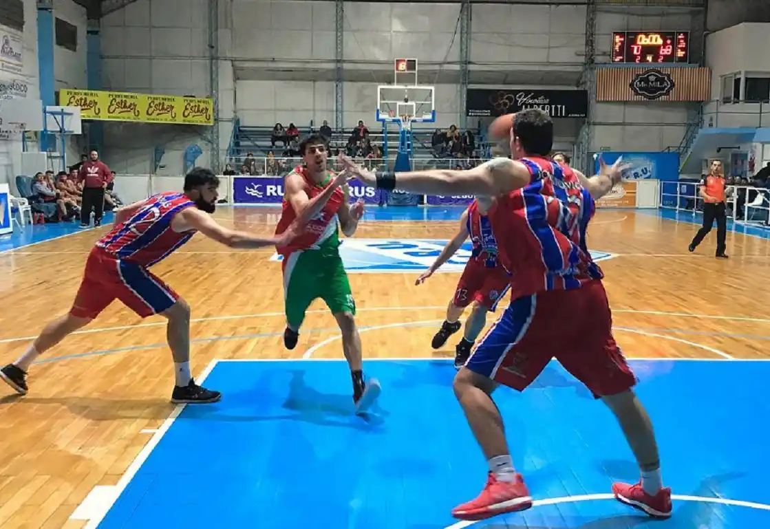 Neptunia venció a Peñarol y quedó tercero en el cuadrangular en Concepción