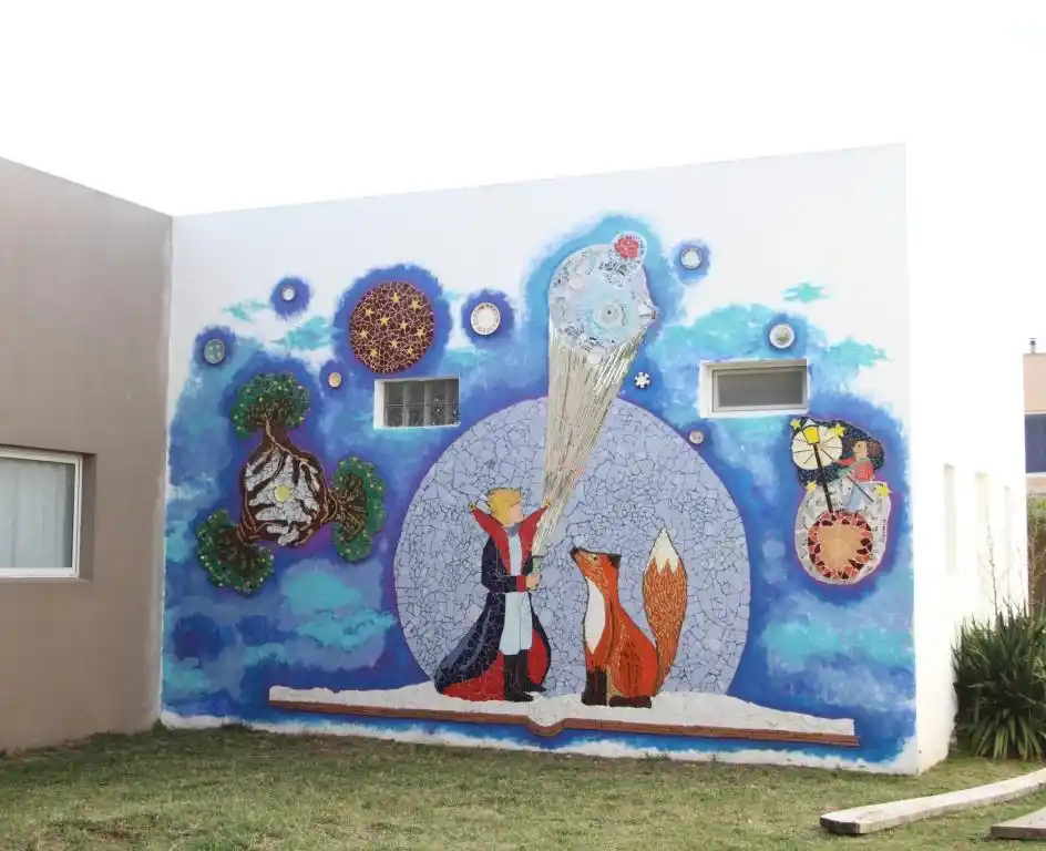 Un mural que suma belleza a Claromecó