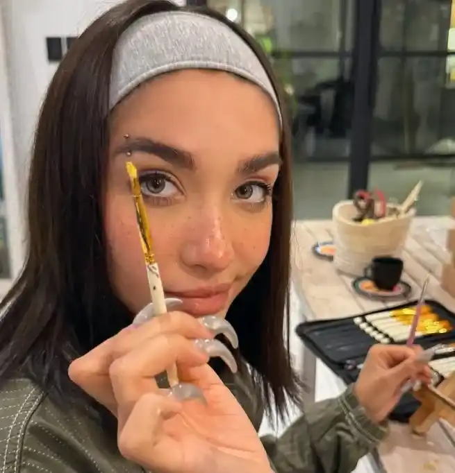 María Becerra se recupera tras la internación y lanzó un nuevo emprendimiento