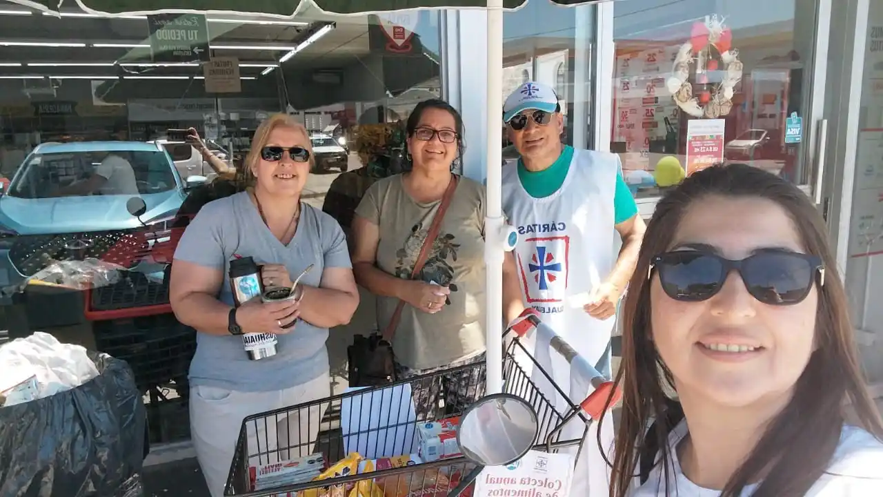 Cáritas realizó la colecta “Una Navidad para todos”