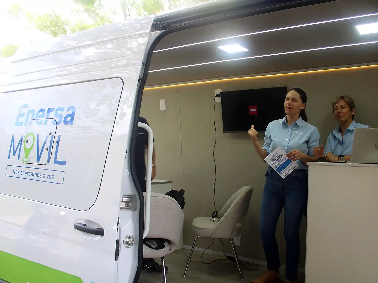 ENERSA asesoró a vecinos de Gualeguay sobre subsidios en la tarifa eléctrica