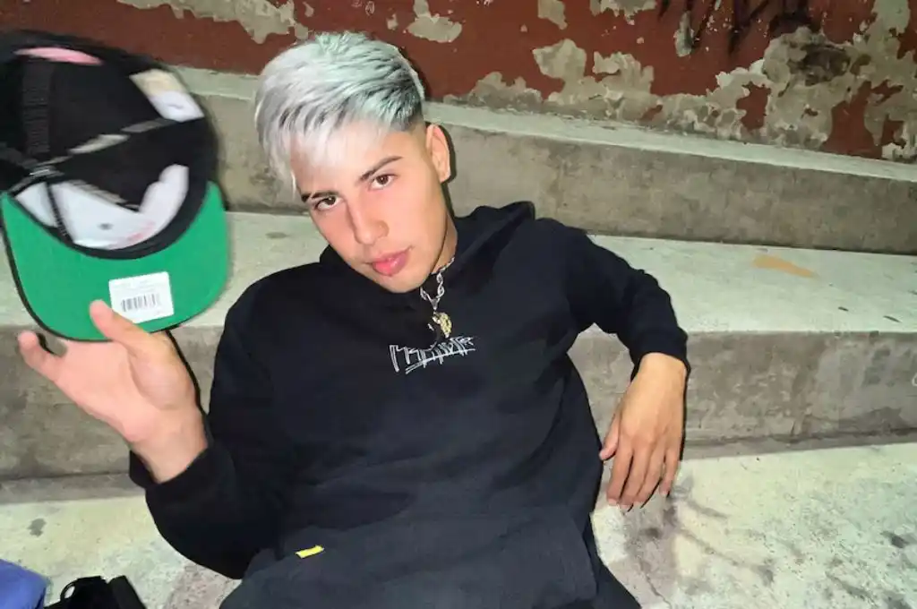 Según reconstruyeron sus allegados, el ataque habría estado motivado por un conflicto sentimental.