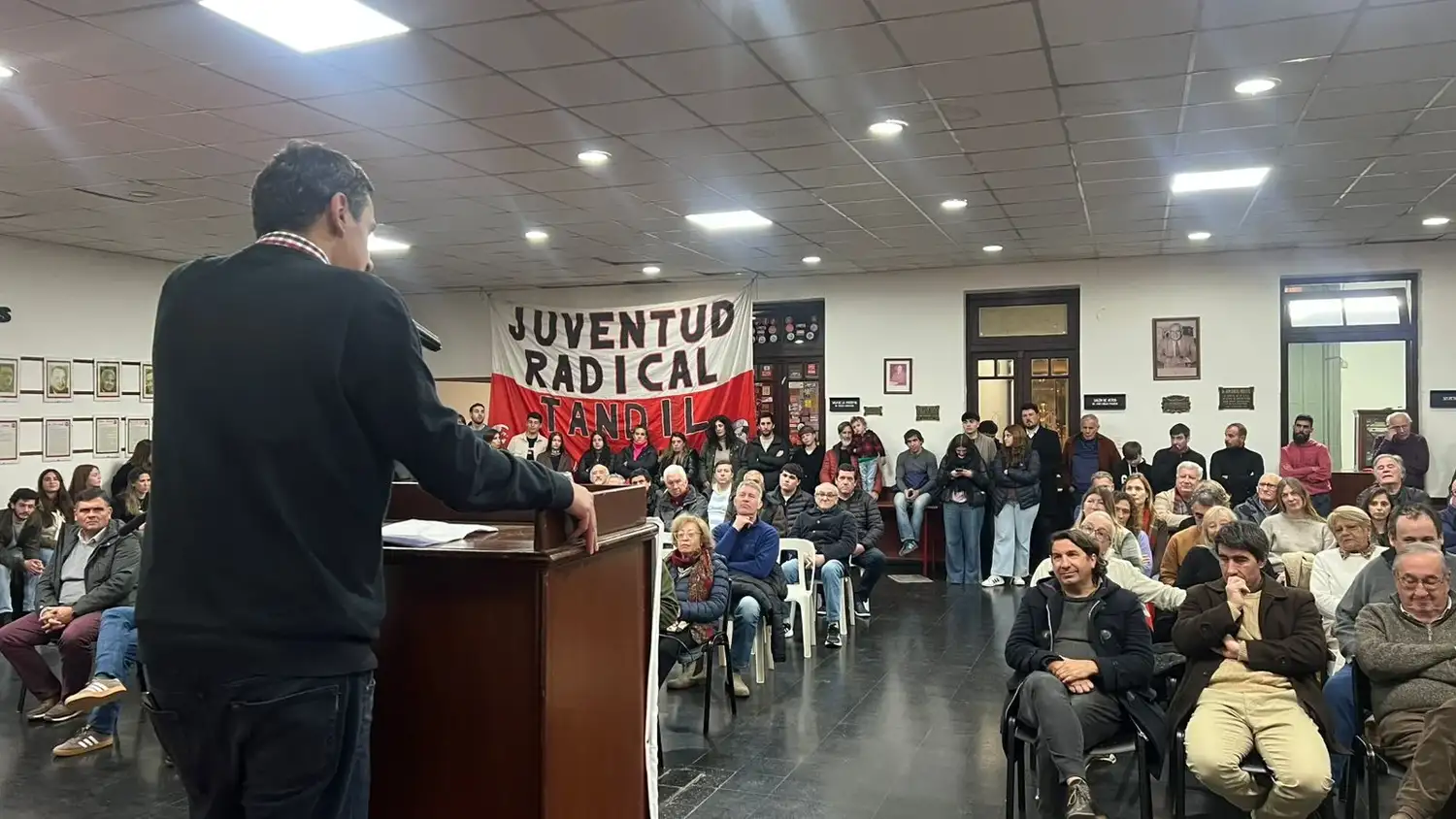 Miguel Lunghi (h), volvió a asumir al frente de la UCR local.