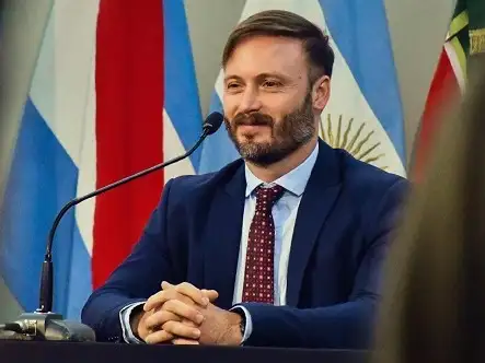 La Justicia confirmó que Francisco Azcué no puede presidir la UCR de Entre Ríos