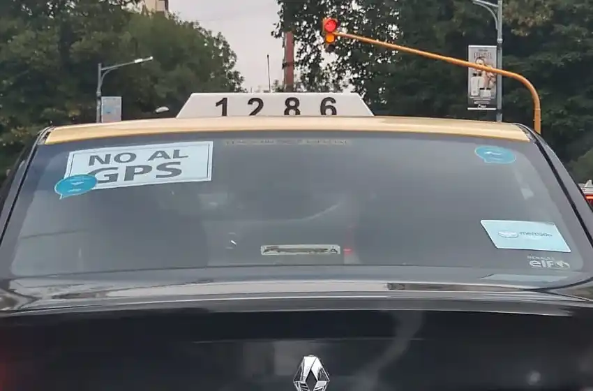 "No al GPS": taxistas se mantienen en estado de alerta