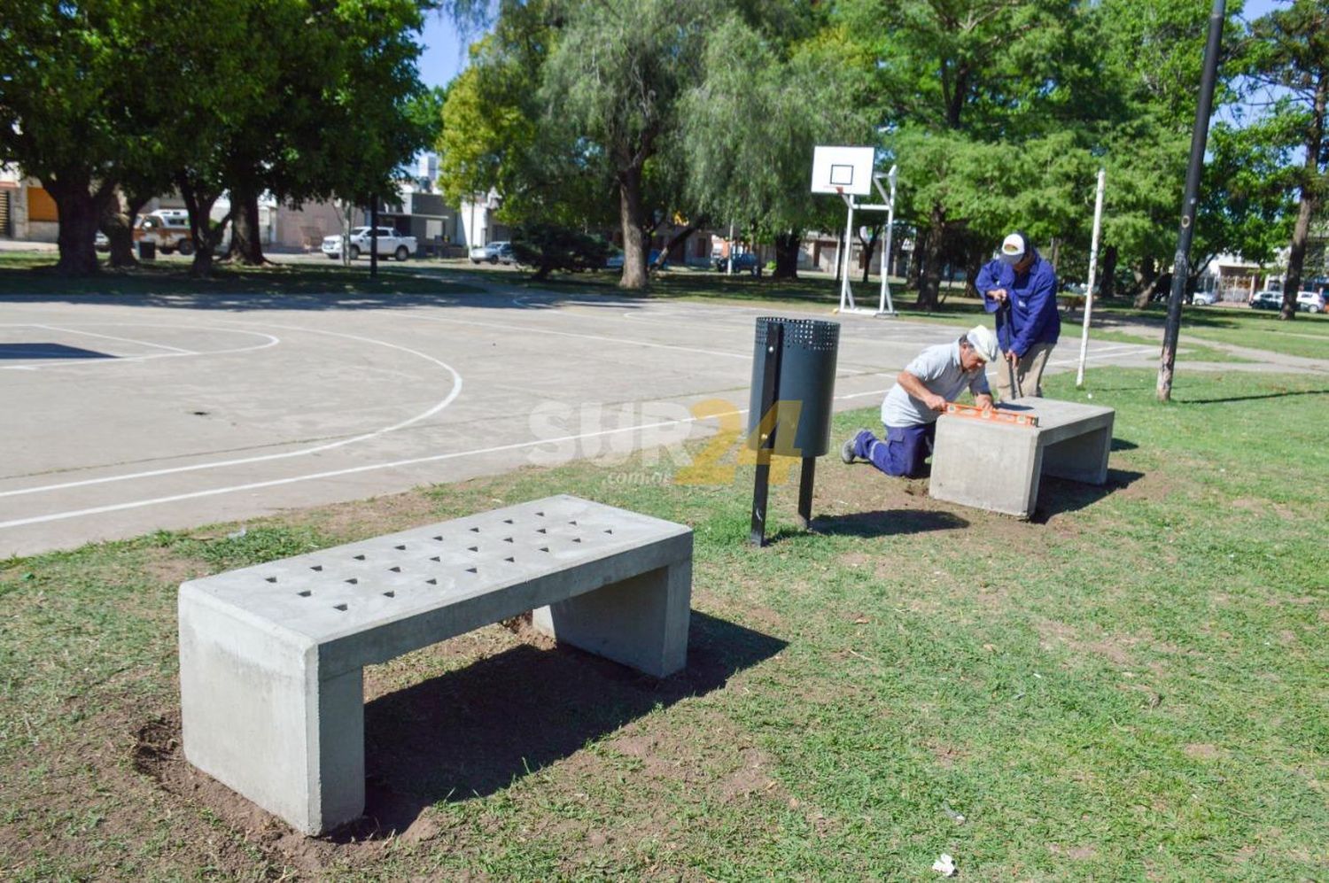 Impulsan obras de mantenimiento en la Plaza de la Democracia 