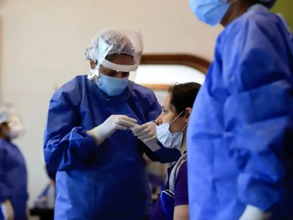 Reportaron 10.409 nuevos casos y 219 muertes por coronavirus