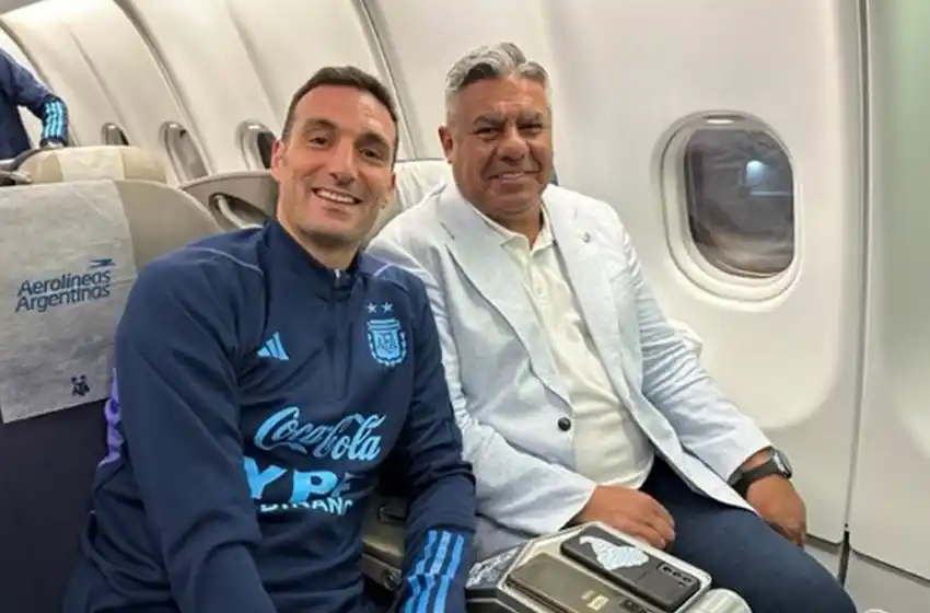 Scaloni recortó la lista a 32 integrantes y viajó a Qatar sin Buendía ni Martínez Quarta