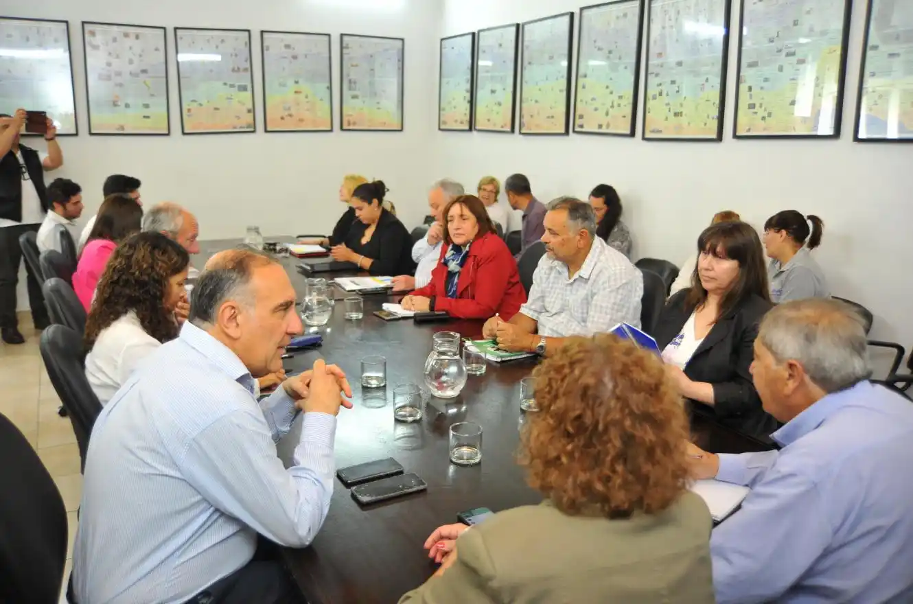 Este miércoles se reanuda la paritaria estatal y docente provincial