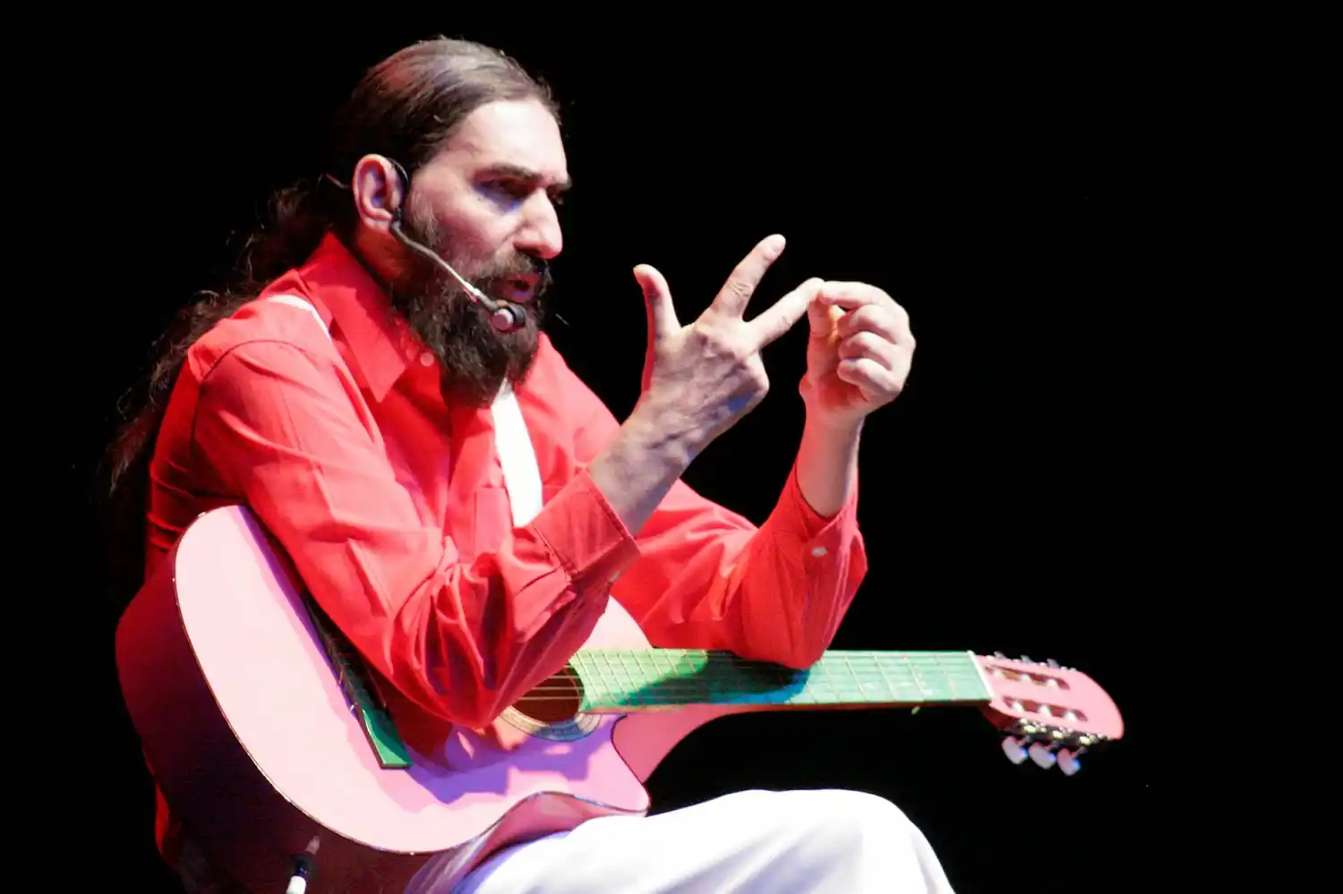 Hugo Varela pasó por Desde Temprano y anticipó su show en Teatro Toledo