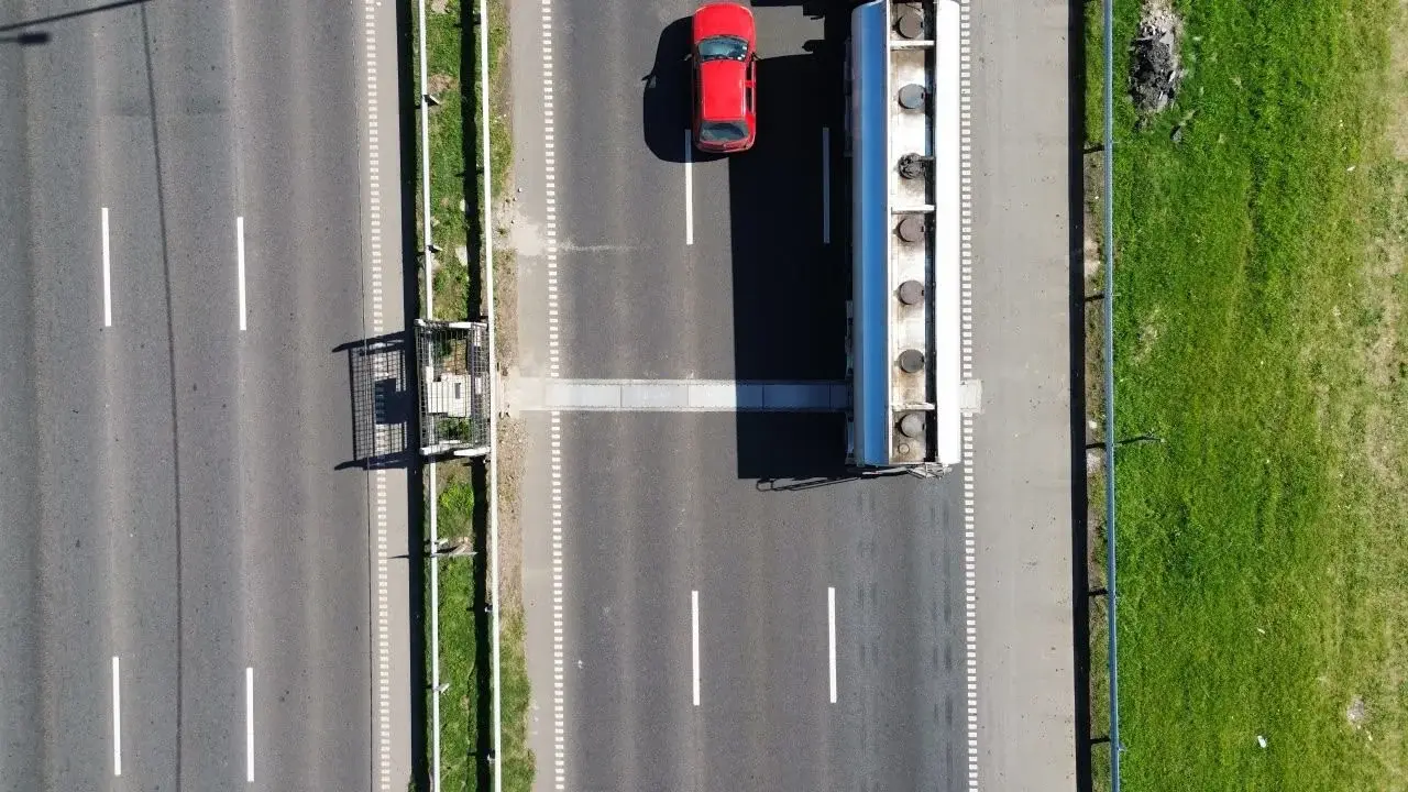 Instalaron balanzas dinámicas para multar camiones en la Autopista Rosario-Santa Fe
