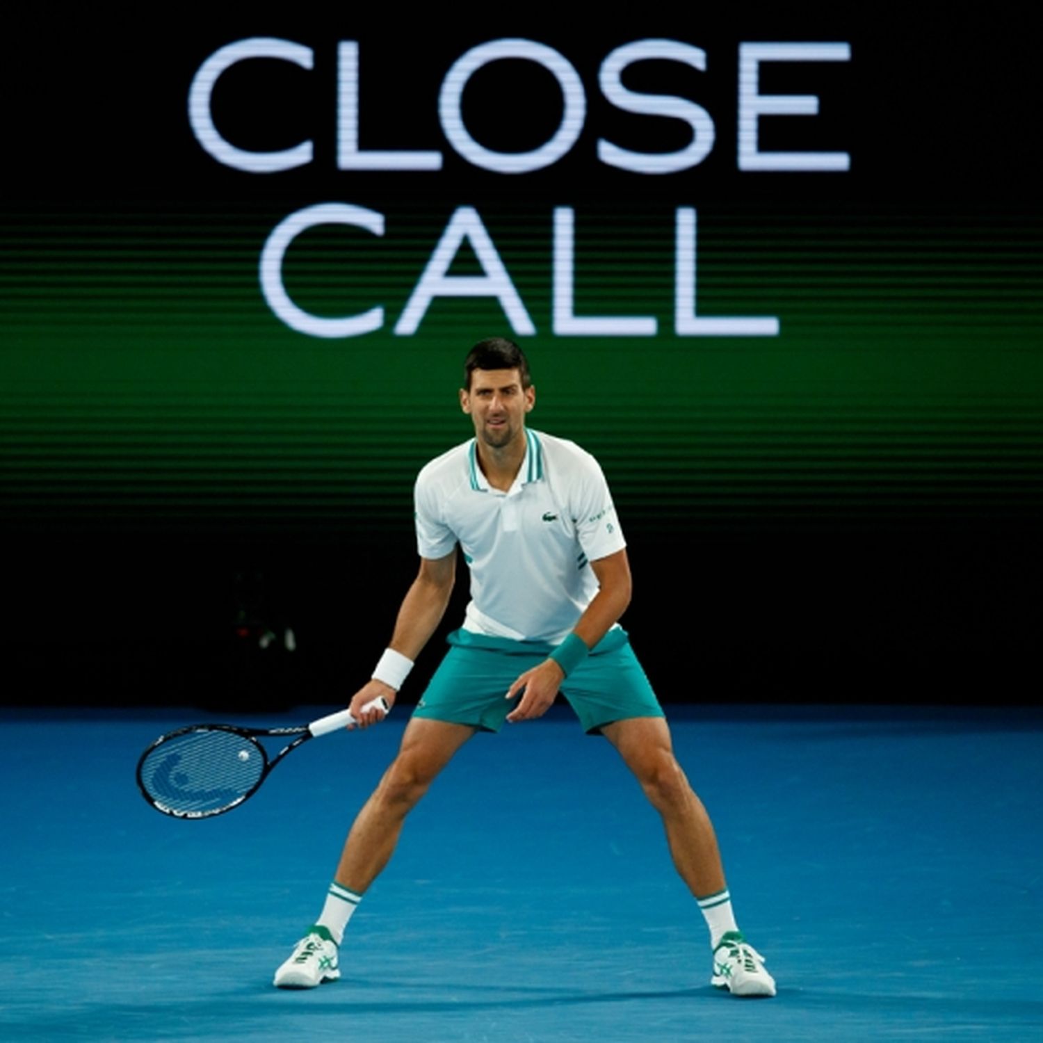 Djokovic y Karátsev, los primeros semifinalistas