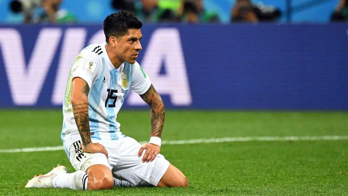 Enzo Pérez no se entrenó y está en duda para el partido frente a Francia