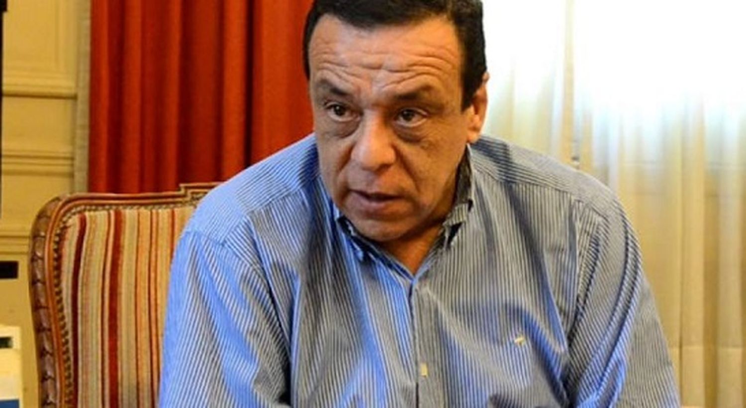 Zárate: Pagan bono a municipales de $5 mil