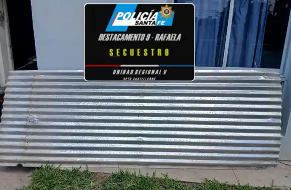 Forzó el portón de un galpón y se robó dos chapas de zinc nuevas: lo atraparon y quedó detenido