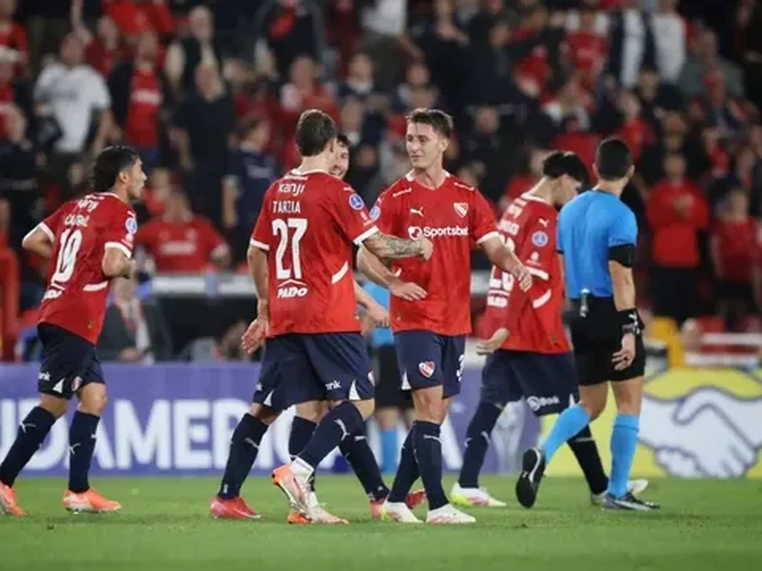 Independiente venció a Guaraní y quedó como líder del Grupo A en la Sudamericana