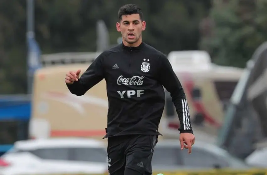 Selección: Cuti Romero está en duda para el duelo de cuartos ante Ecuador