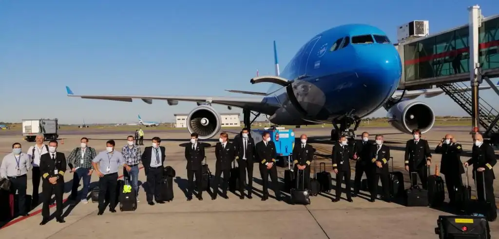 Regresó de China el primer avión con insumos médicos para combatir el coronavirus