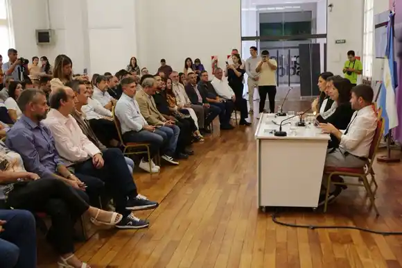 Seguridad Vial: emtregaron fondos a localidades de la Provincia