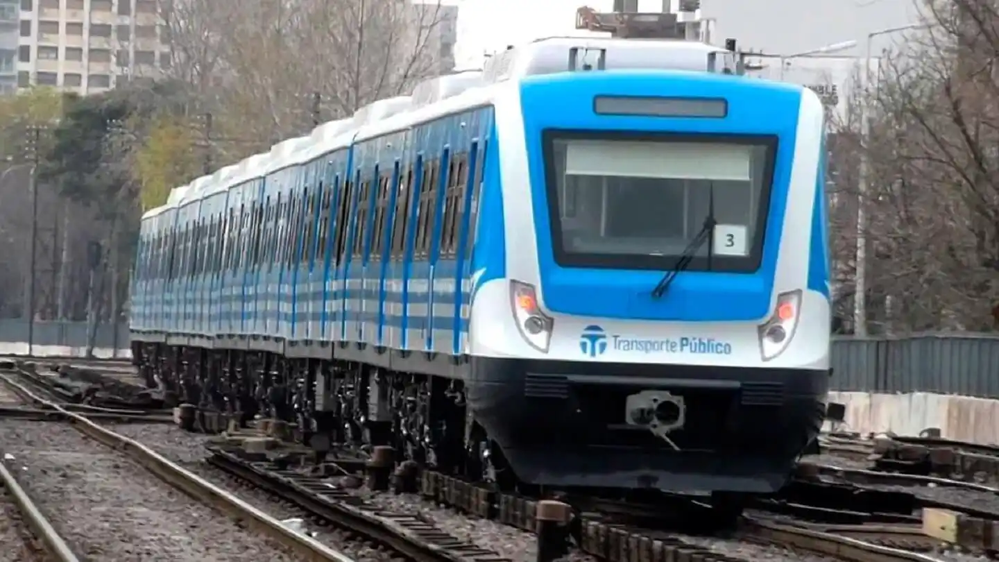 Tren Sarmiento: Se levantaron las medidas gremiales 