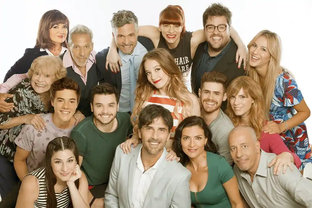 Hoy estrena “Simona” por ElTrece