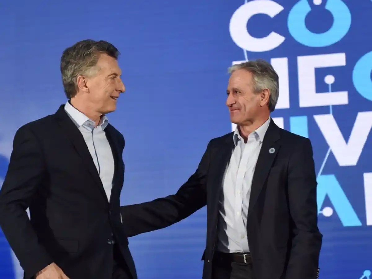 "A fin de año internet va a tener una velocidad de 20 megabytes", anunció Macri