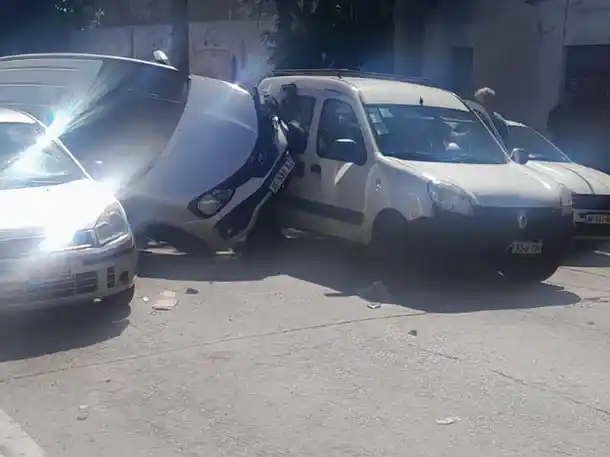 Así terminó uno de los vehículos involucrados