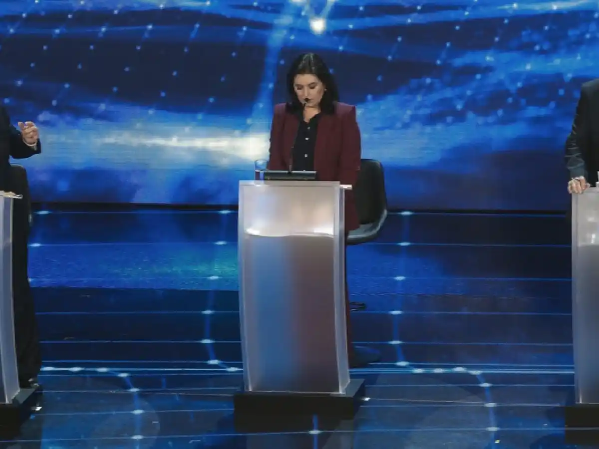 Bolsonaro y Lula se sacaron chispas en el primer debate presidencial