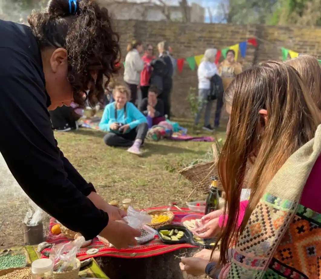 Manos a la tierra - 2