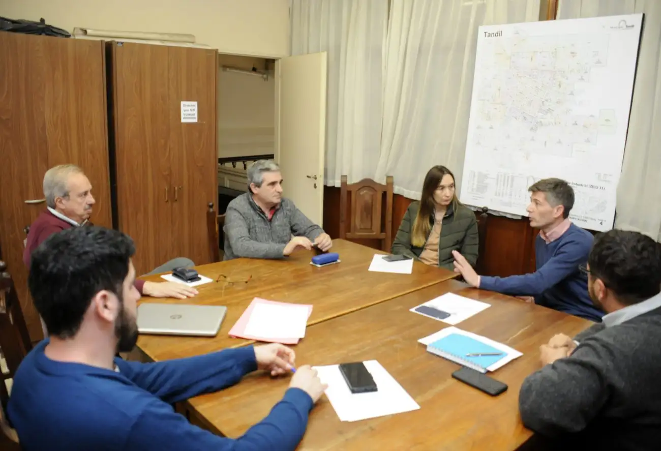 Seguirá en estudio en la comisión el proyecto para bajar las tasas