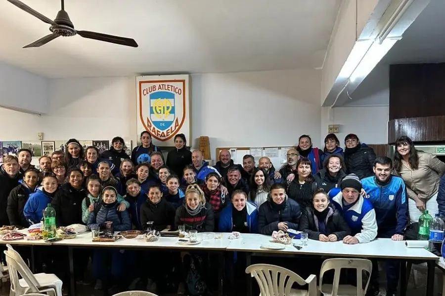 Atlético de Rafaela agasajó su plantel de Fútbol Femenino
