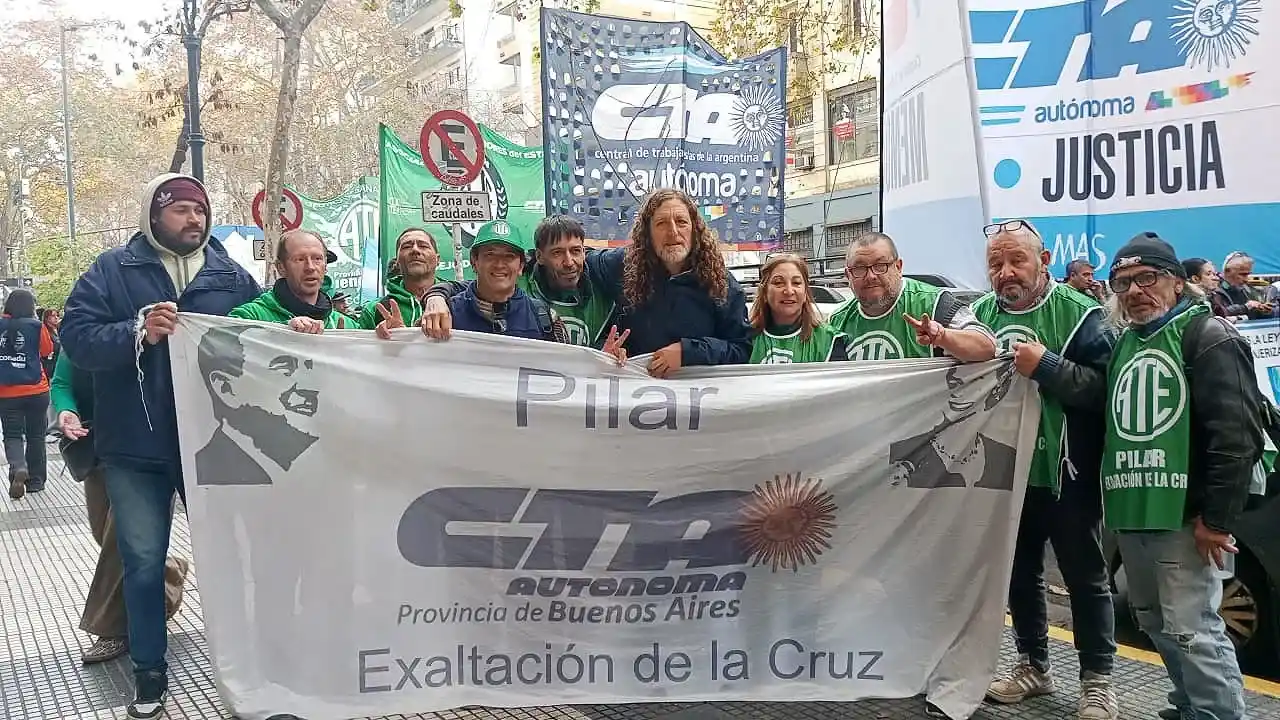 Los manifestantes expusieron que la marcha es un paso hacia un paro nacional.