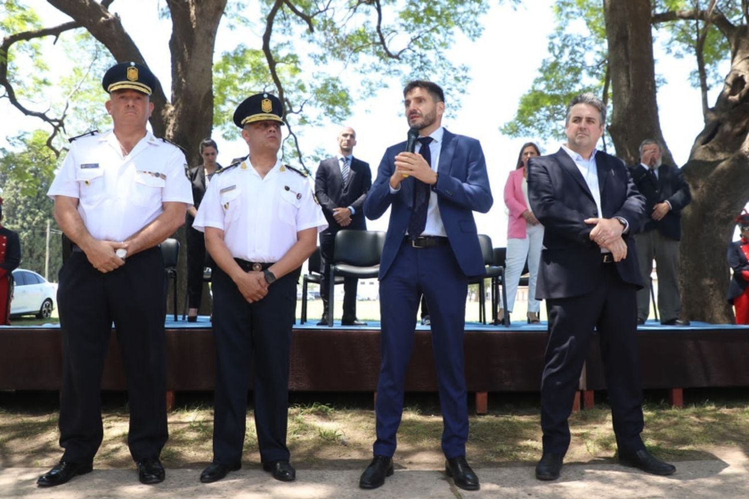 El gobernador Pullaro y el ministro de Seguridad Cococcioni anunciaron un “bloqueo administrativo” para que policías vuelvan a las calles