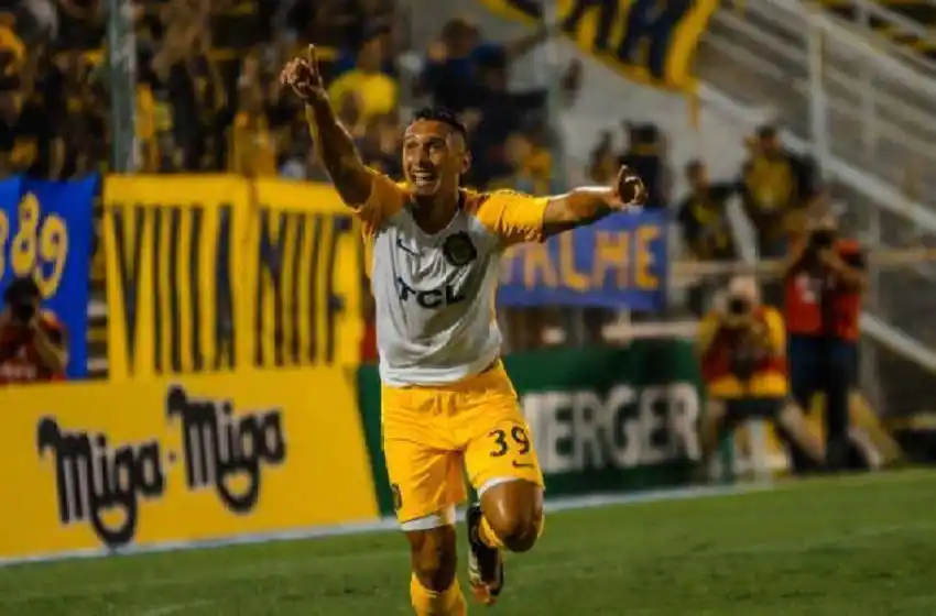 «Leo me dijo que una pelota me iba a caer y por suerte cayó»