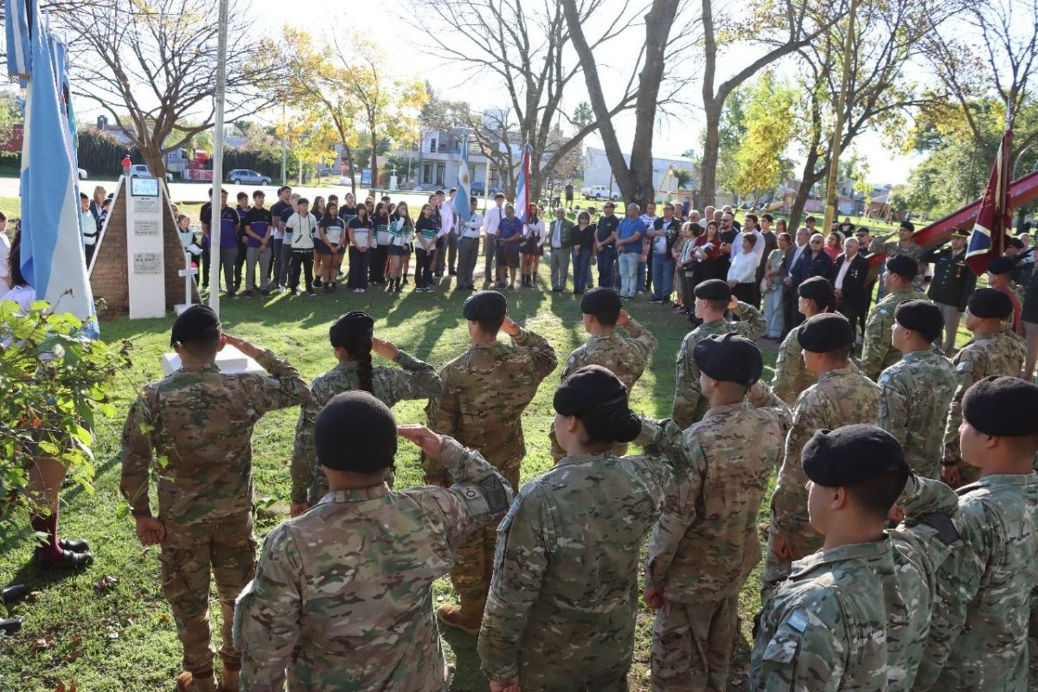 Gualeguaychú homenajeó al Sargento Dimotta, héroe caído en Malvinas
