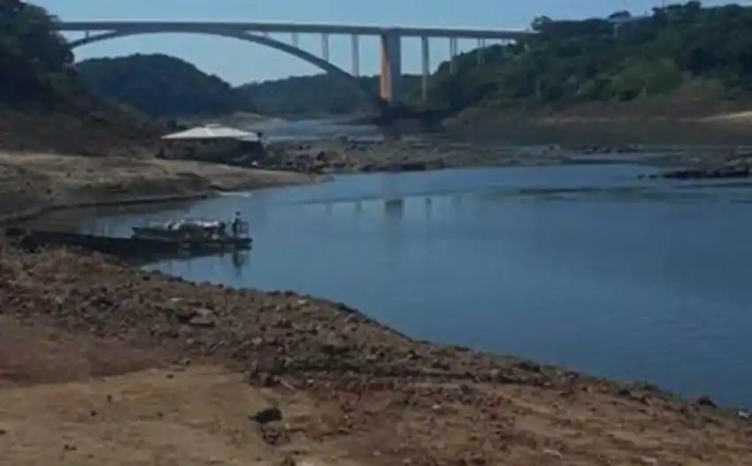 Zambón avizora una bajante extrema similar al año 1944